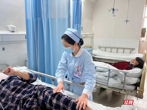 致敬白衣天使 陈凤娥 患者的信任和康复时的喜悦,让我始终坚守